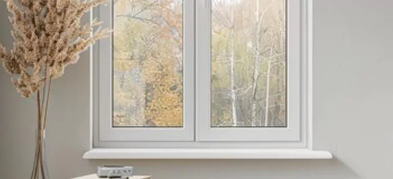 Vinyl Window Stool in Merritt Island, FL